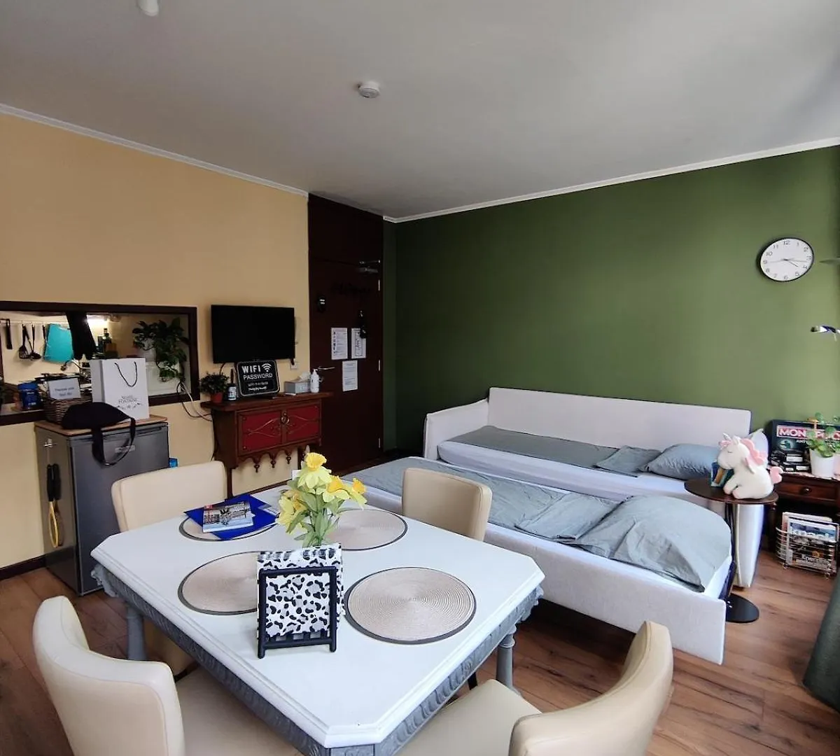 Charming 18Th Century Gem In The Heart Of Old Town Apartment Antwerp