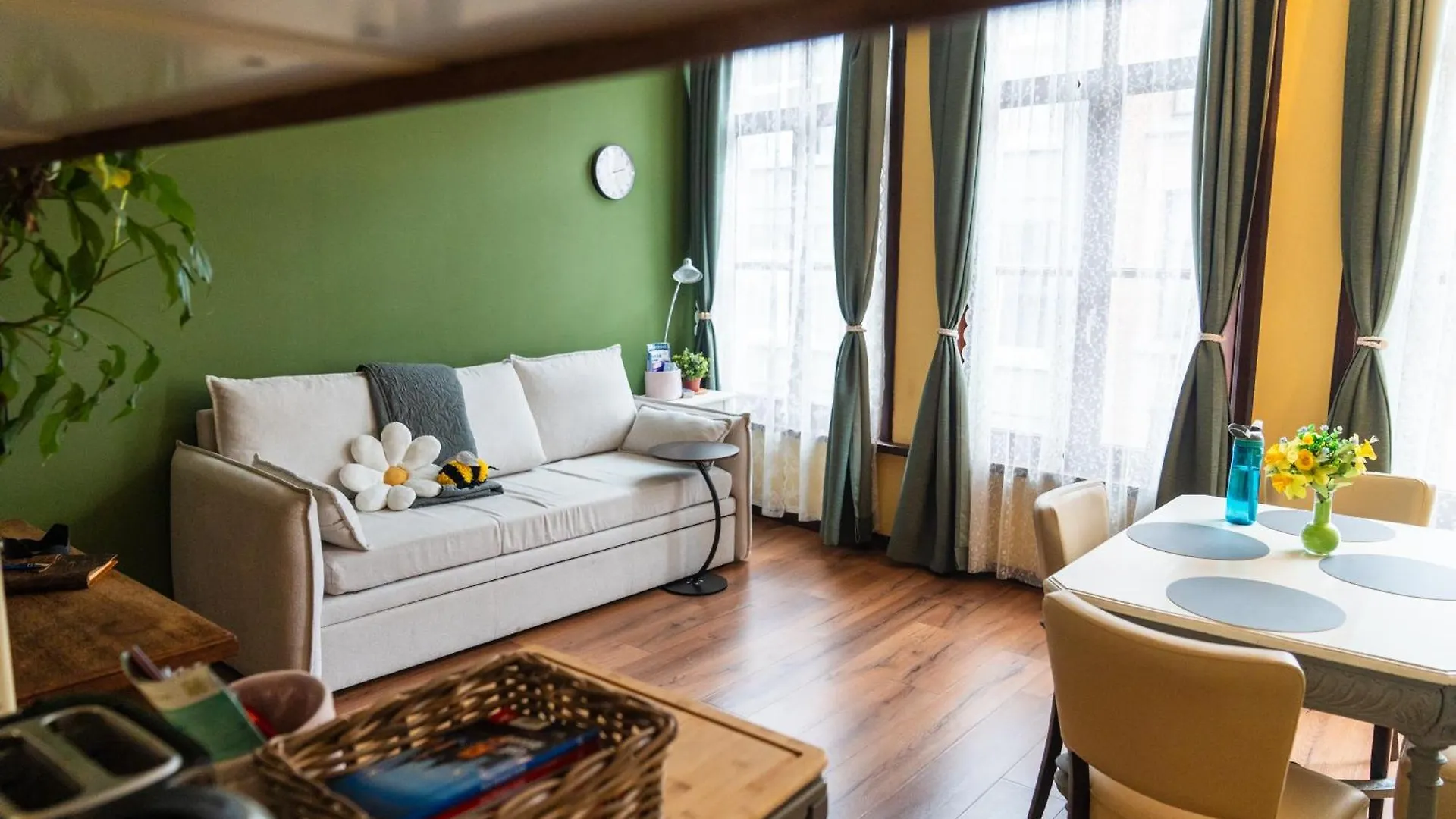 דירות אנטוורפן Charming 18Th Century Gem In The Heart Of Old Town