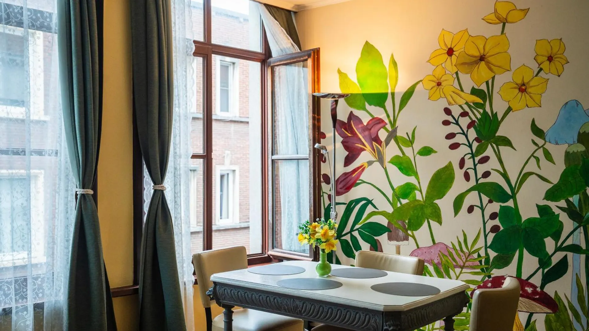 דירות אנטוורפן Charming 18Th Century Gem In The Heart Of Old Town 0*,